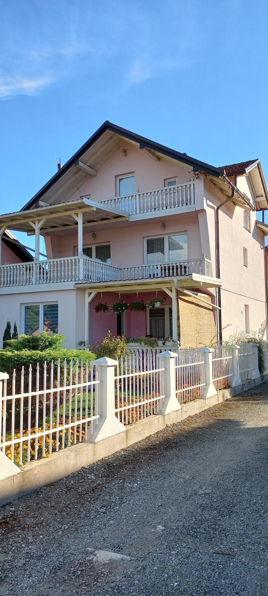 Holiday Home Peaceful Retreat ヴィソコ エクステリア 写真